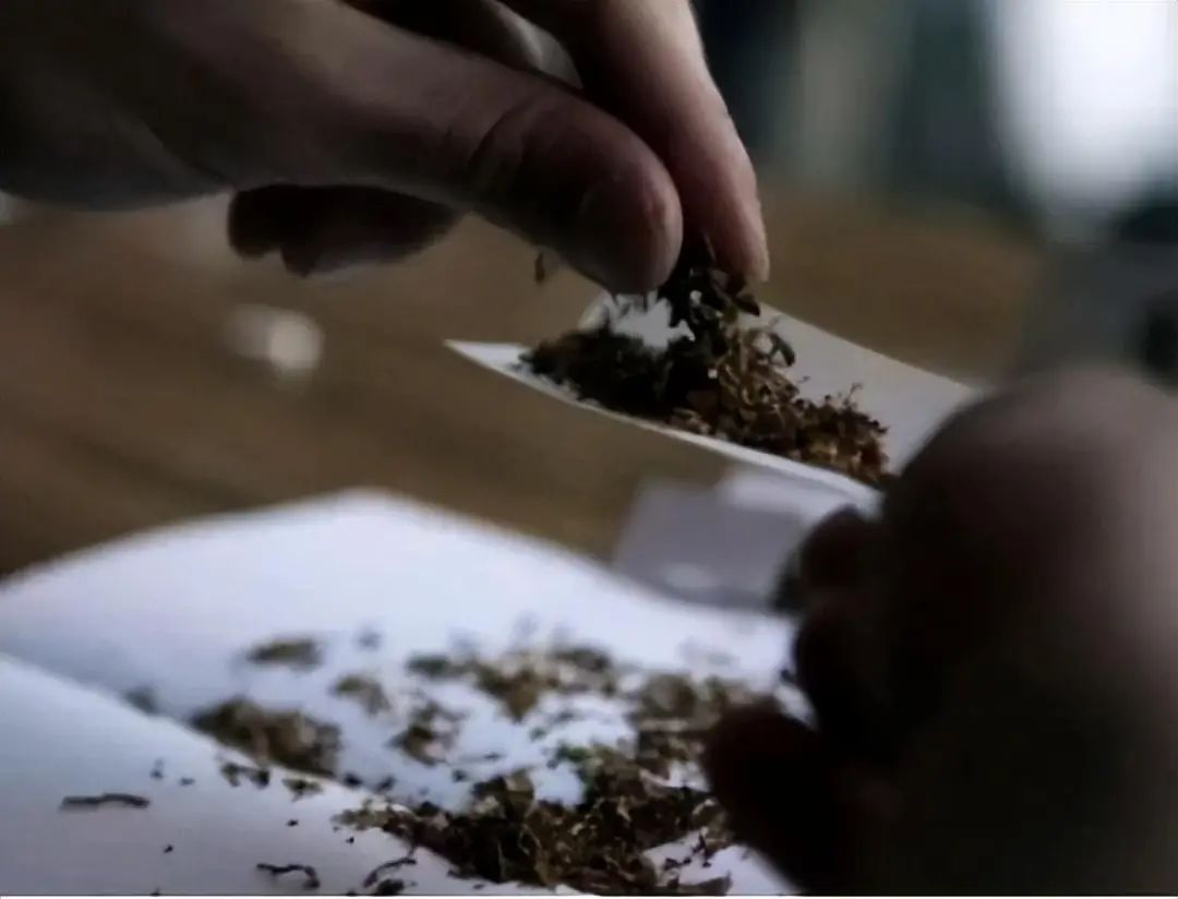 香烟_香烟特美思香烟硬_香烟纸管批发