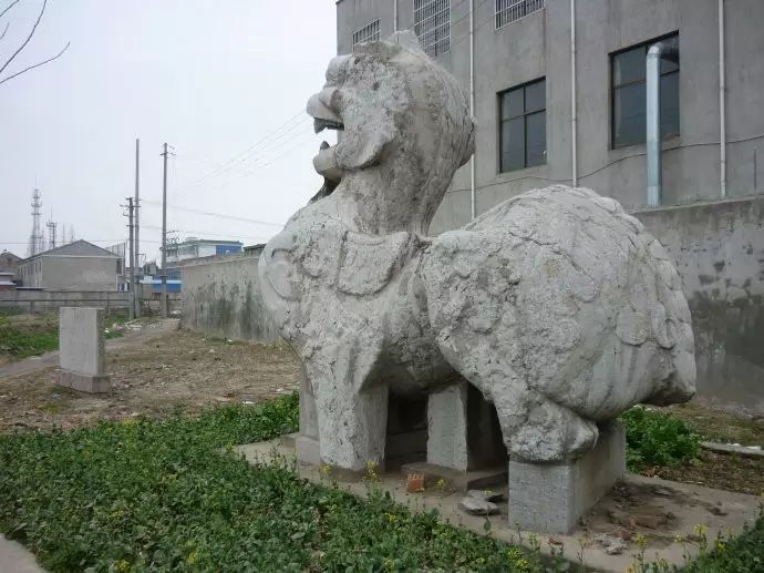 香烟南京金陵十二钗多少钱一包_南京香烟_香烟南京炫赫门