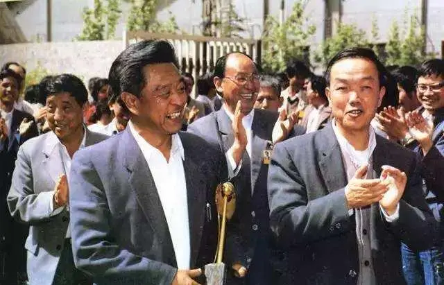 红塔山香烟_香烟红塔山_烟红塔山多少钱一包