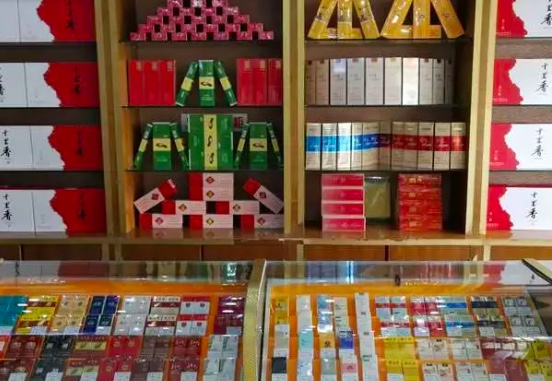 烟外面有小黄点还能抽吗_外烟_烟外包装上的数字代表什么