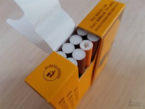 大重九香烟_重九云烟_电子烟危害大还是香烟危害大