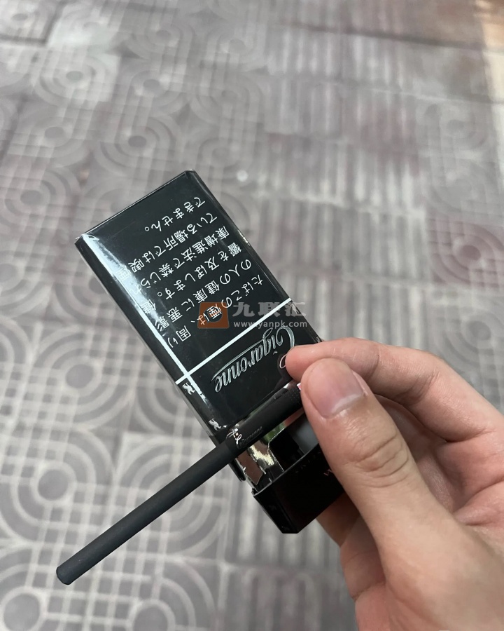 卡比龙(硬黑超细支日版)相册