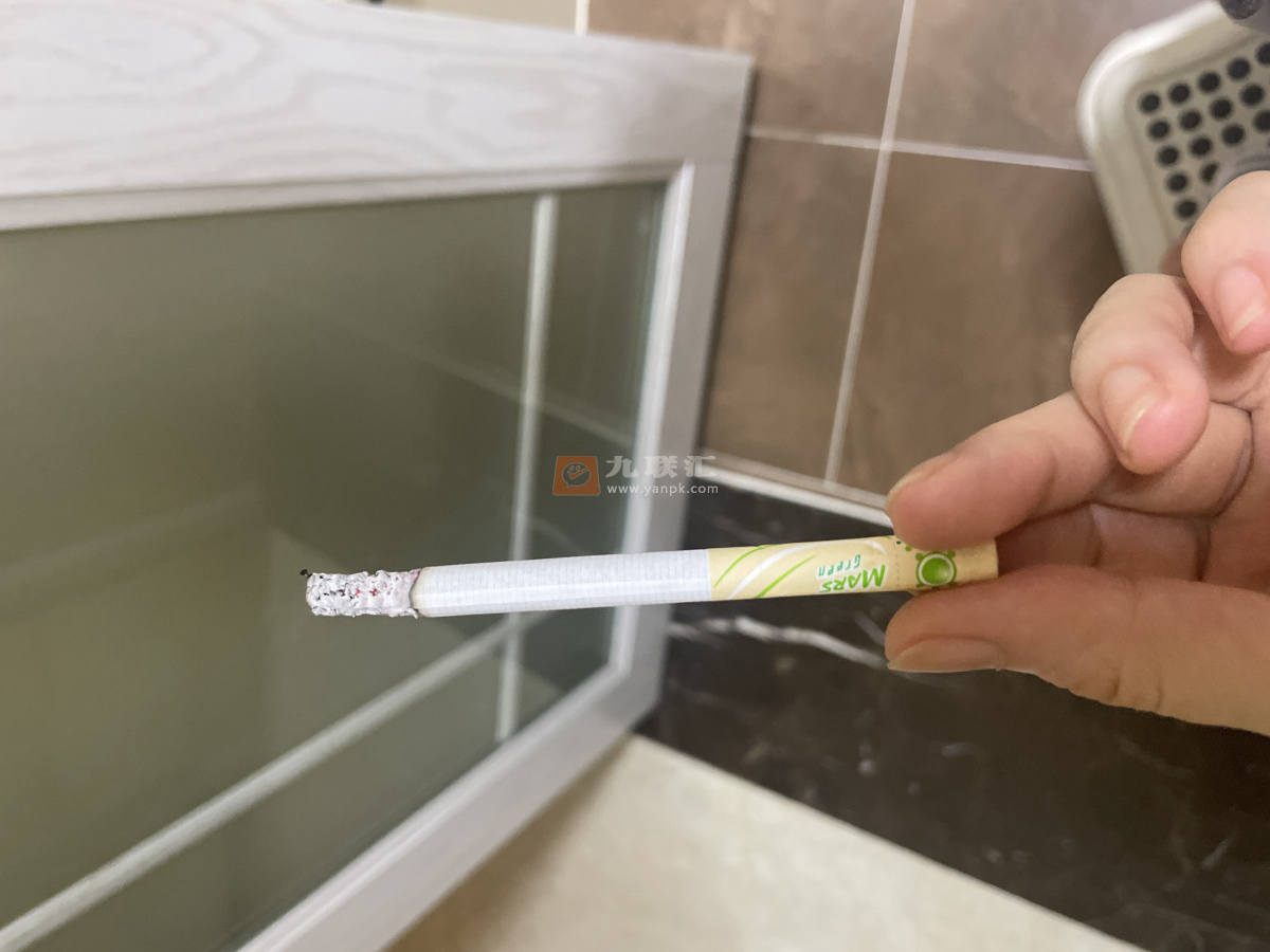 马尔斯(哈密瓜爆珠)相册